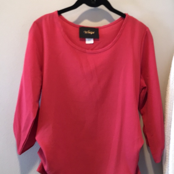 Slightly used in good condition Small Coral Blouse - Picture 7 of 7